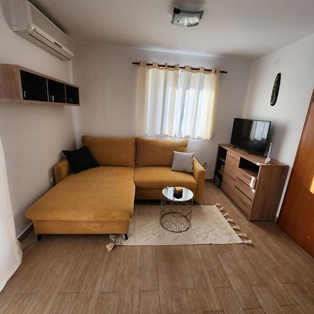 Lucija Apartment Karlobag Ngoại thất bức ảnh