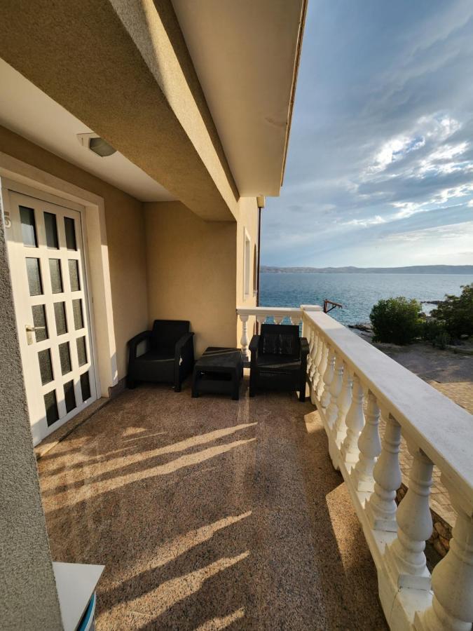 Lucija Apartment Karlobag Ngoại thất bức ảnh