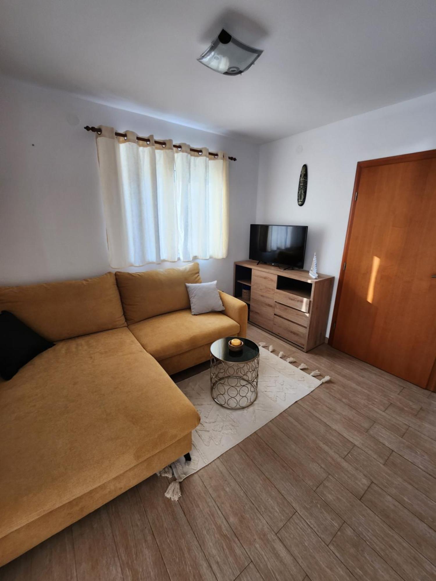 Lucija Apartment Karlobag Ngoại thất bức ảnh